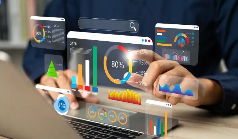 知行華智的建筑工程項目管理系統服務的群體有哪些？