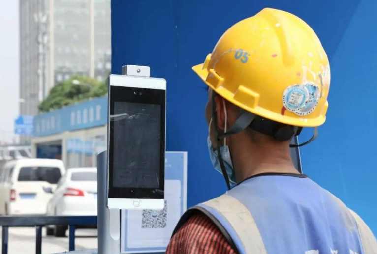 智慧工地人臉識別系統：提升工地安全管理的新利器！